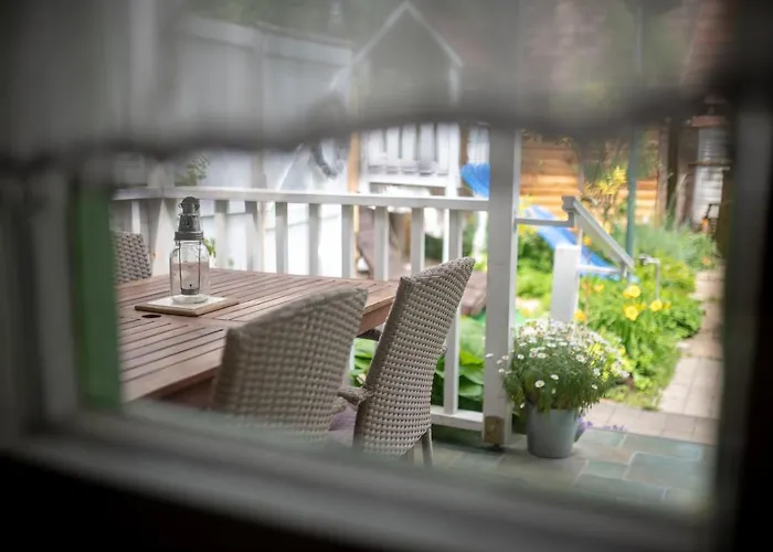 Green Chalet بيت ضيافة 3*