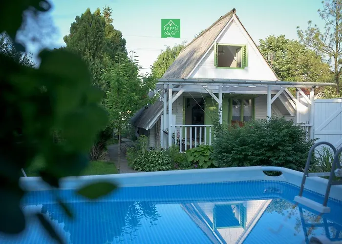 Green Chalet