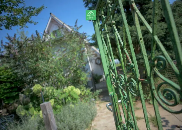 Green Chalet